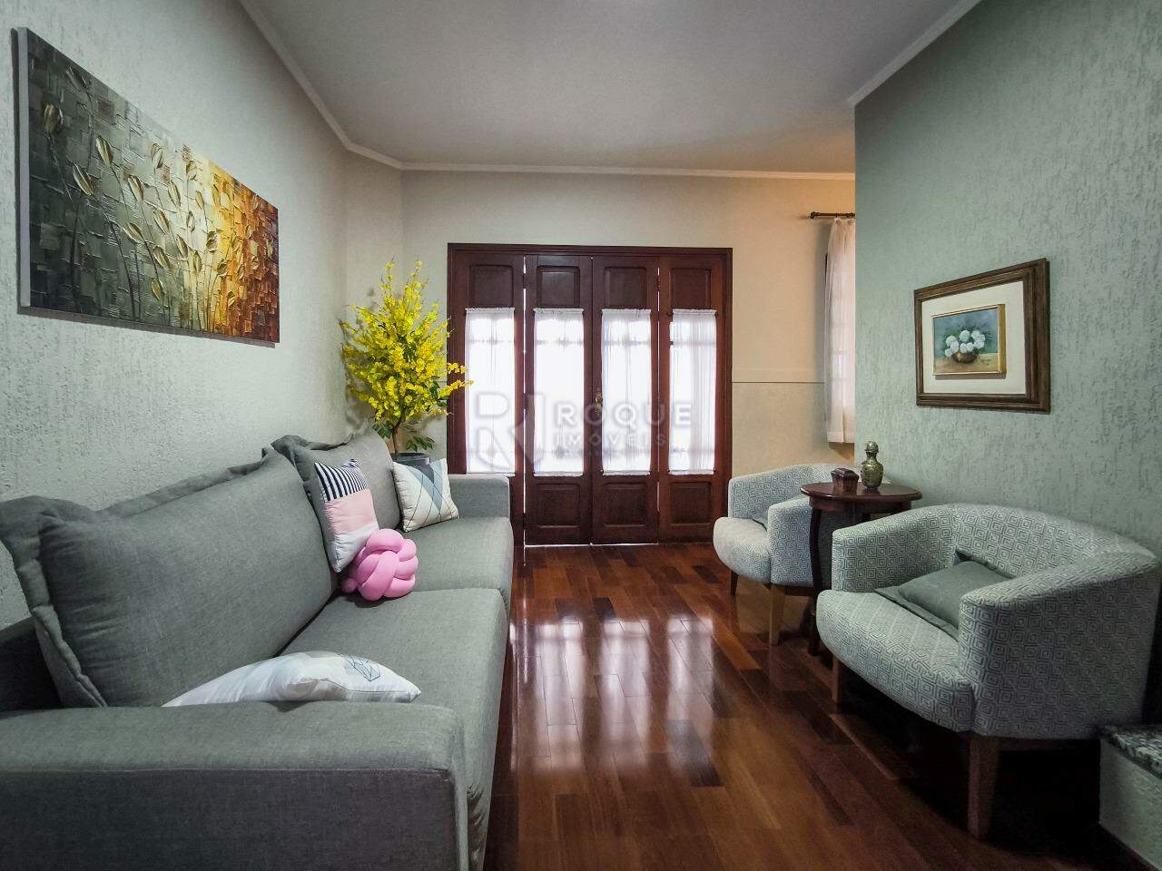 Casa em condomínio à venda no bairro Jardim Florença: SALA DE ESTAR
