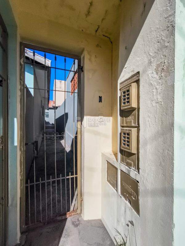 Casa Residencial à venda no bairro Jardim Nova Suiça: ENTRADA CASA FUNDOS