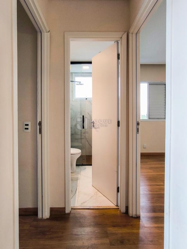 Apartamento para aluguel no bairro Jardim Santa Adélia: ÁREA DE CIRCULAÇÃO