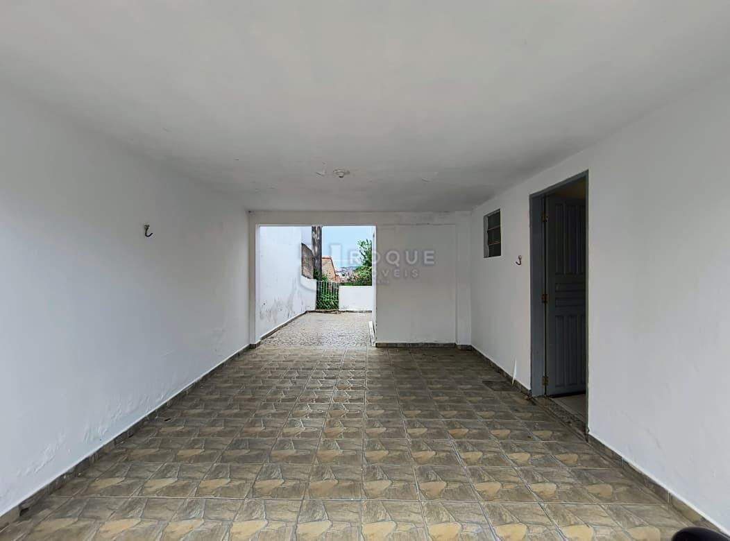 Casa Residencial para aluguel no bairro Jardim Planalto: Garagem