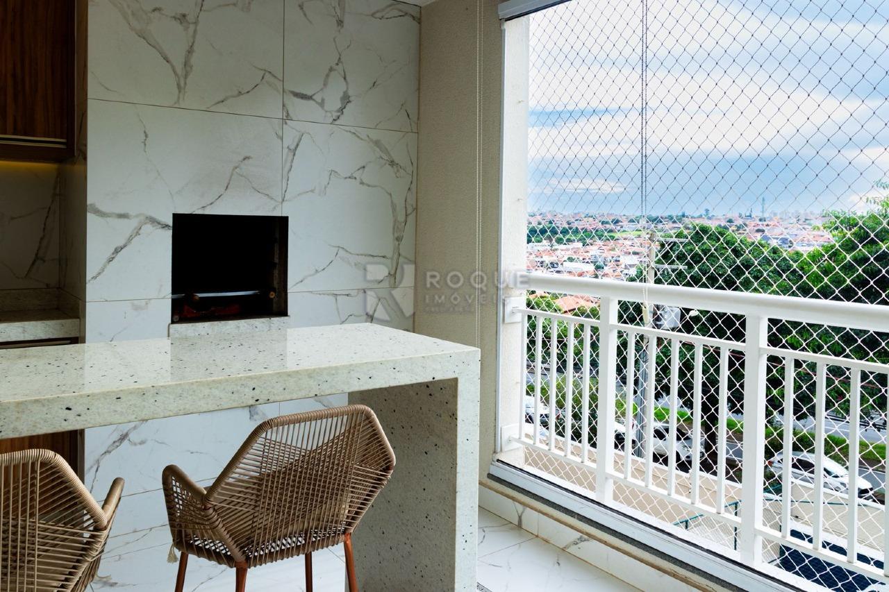 Apartamento à venda no bairro Vila Santa Rosália: SACADA