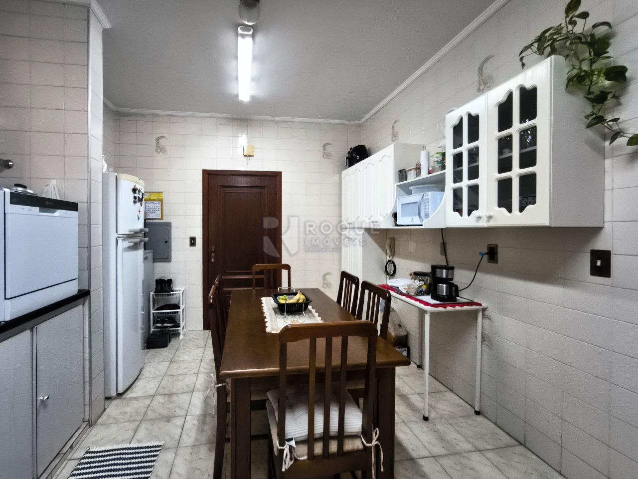 Apartamento à venda no bairro Vila Independência: COZINHA