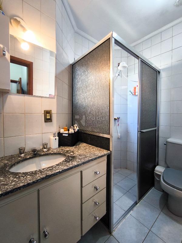 Apartamento à venda no bairro Vila Independência: WC SUÍTE