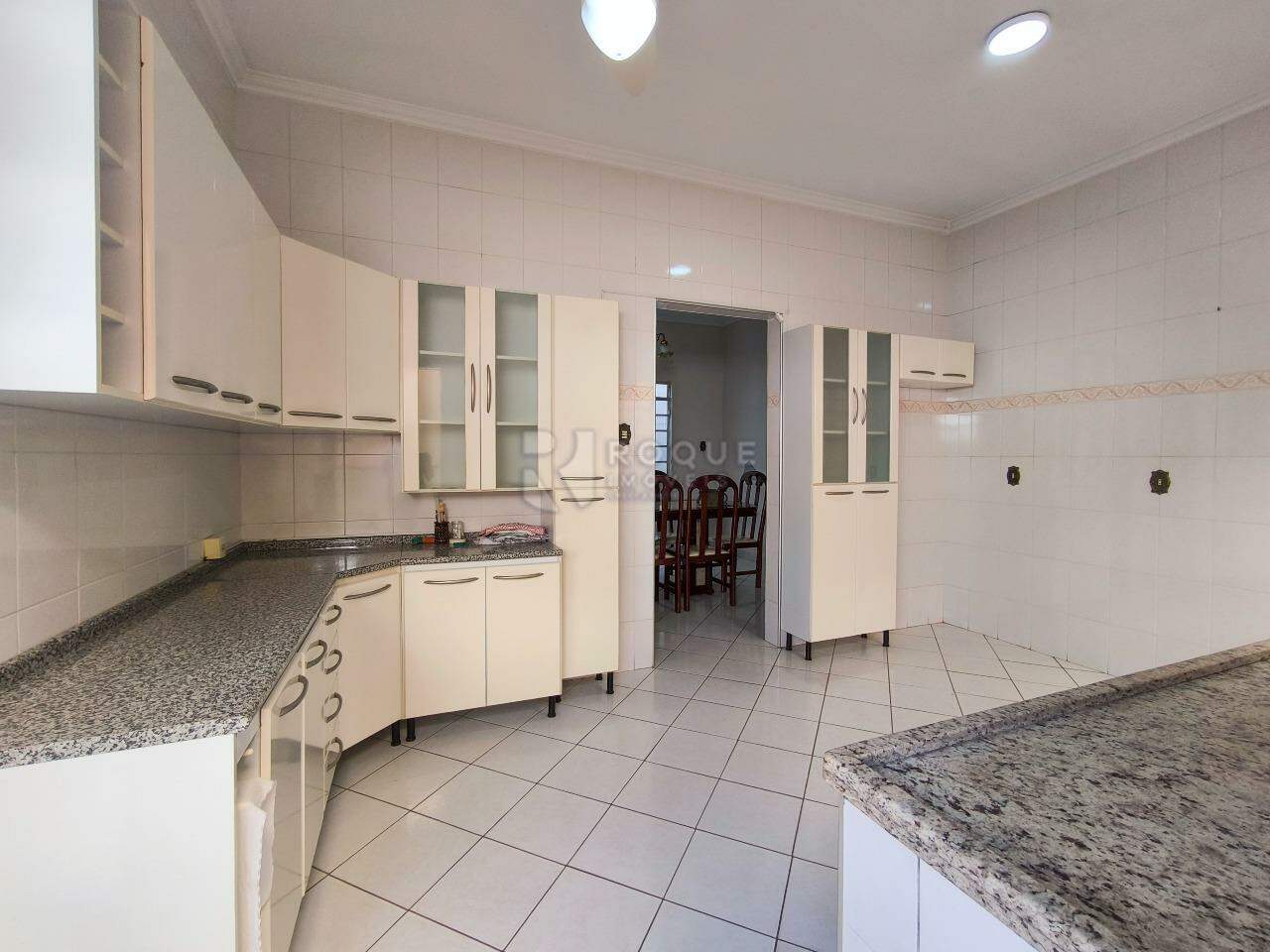 Prédio Comercial à venda no bairro CENTRO: COZINHA