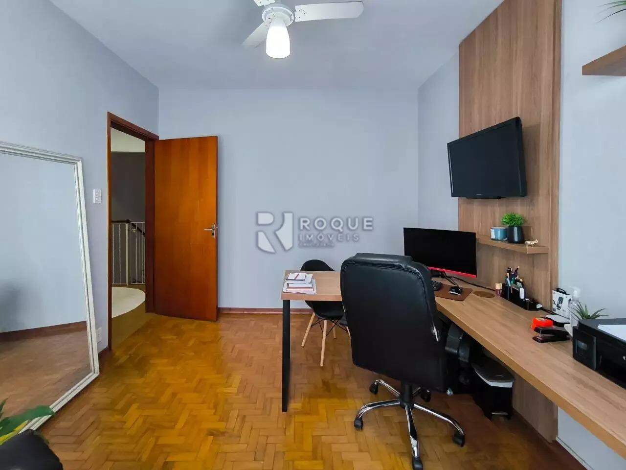 Prédio Comercial à venda no bairro CENTRO: Quarto