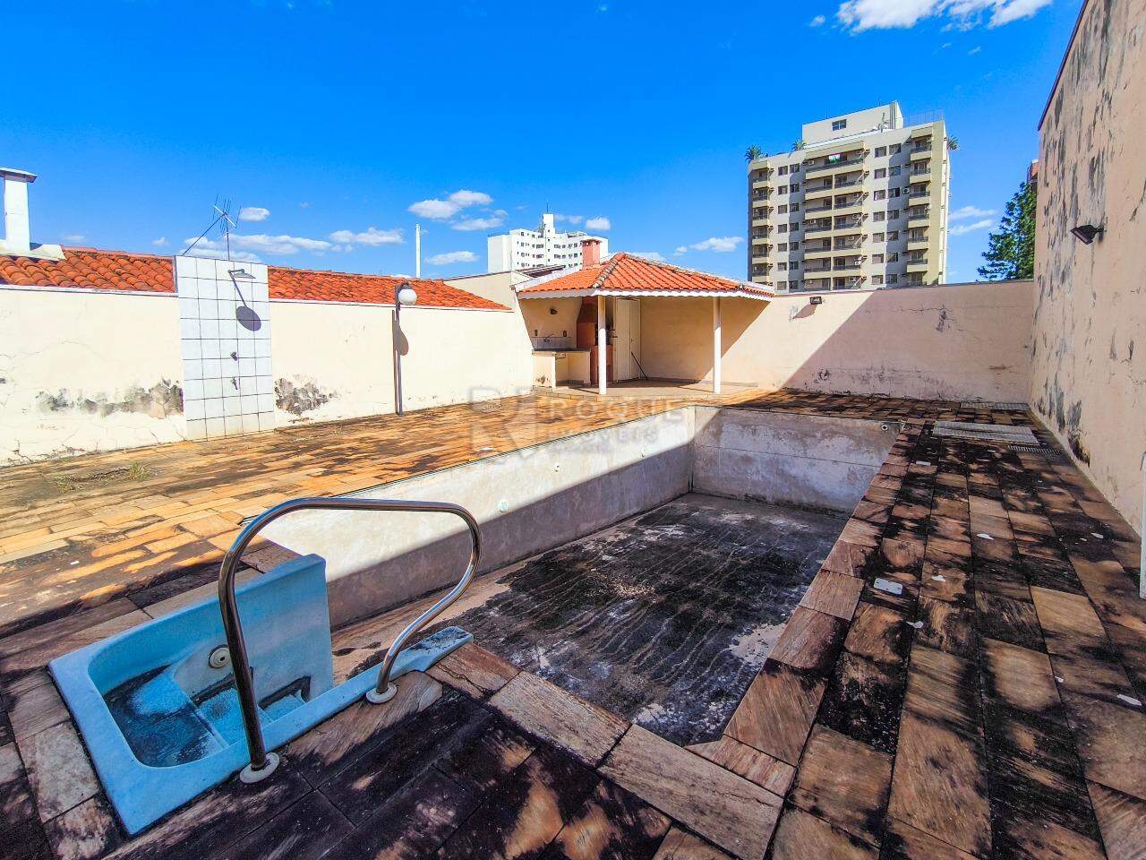 Prédio Comercial à venda no bairro CENTRO: PISCINA