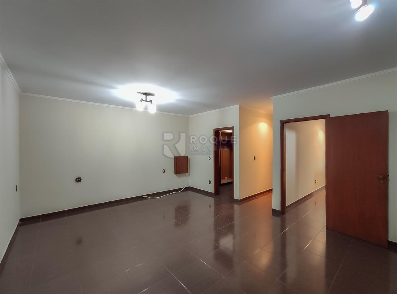 Casa Residencial à venda no bairro Vila Cristovam: Dormitório