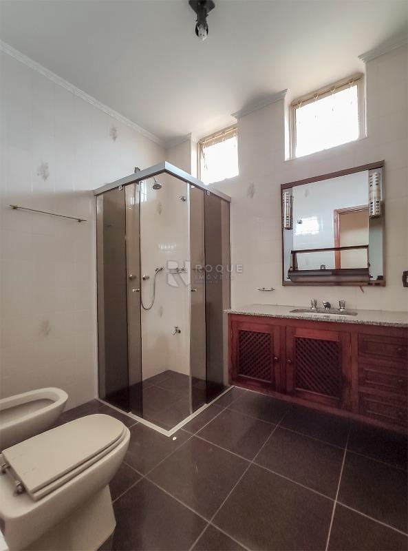 Casa Residencial à venda no bairro Vila Cristovam: WC 