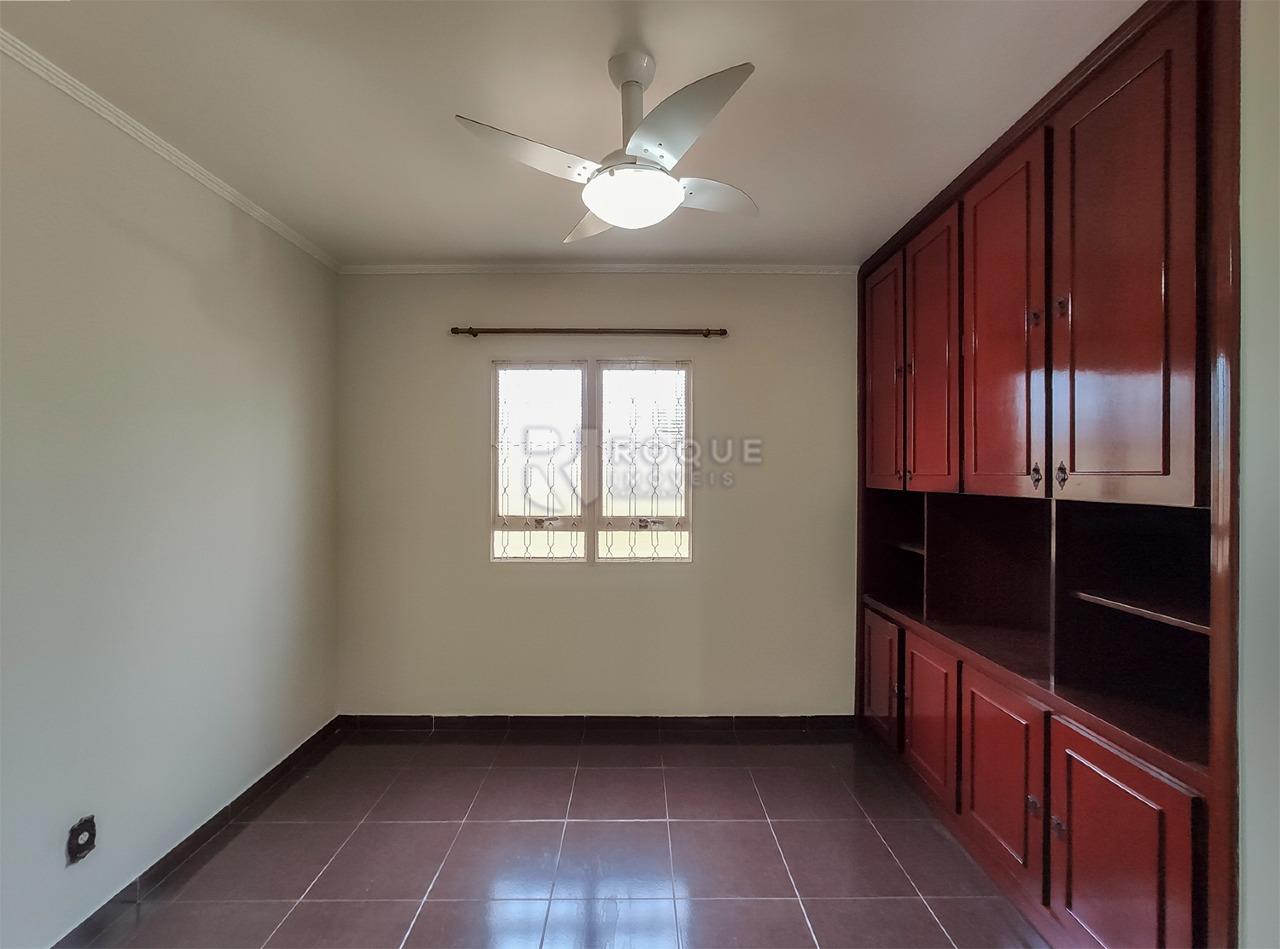Casa Residencial à venda no bairro Vila Cristovam: Sala 