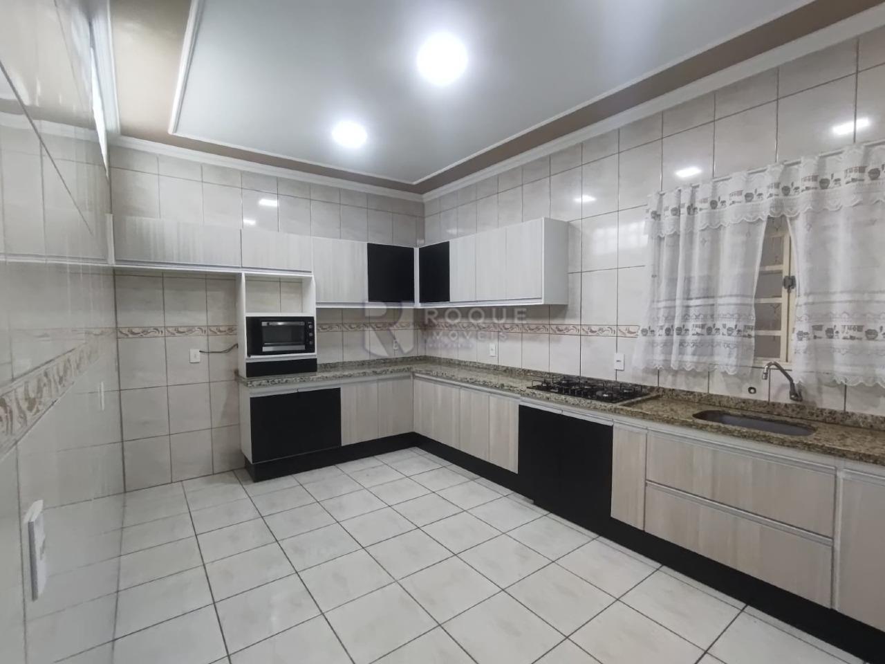 Casa Residencial para aluguel no bairro Residencial Recanto Verde: Cozinha