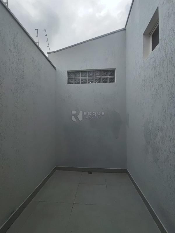 Casa Residencial para aluguel no bairro Residencial Recanto Verde: Jardim inverno