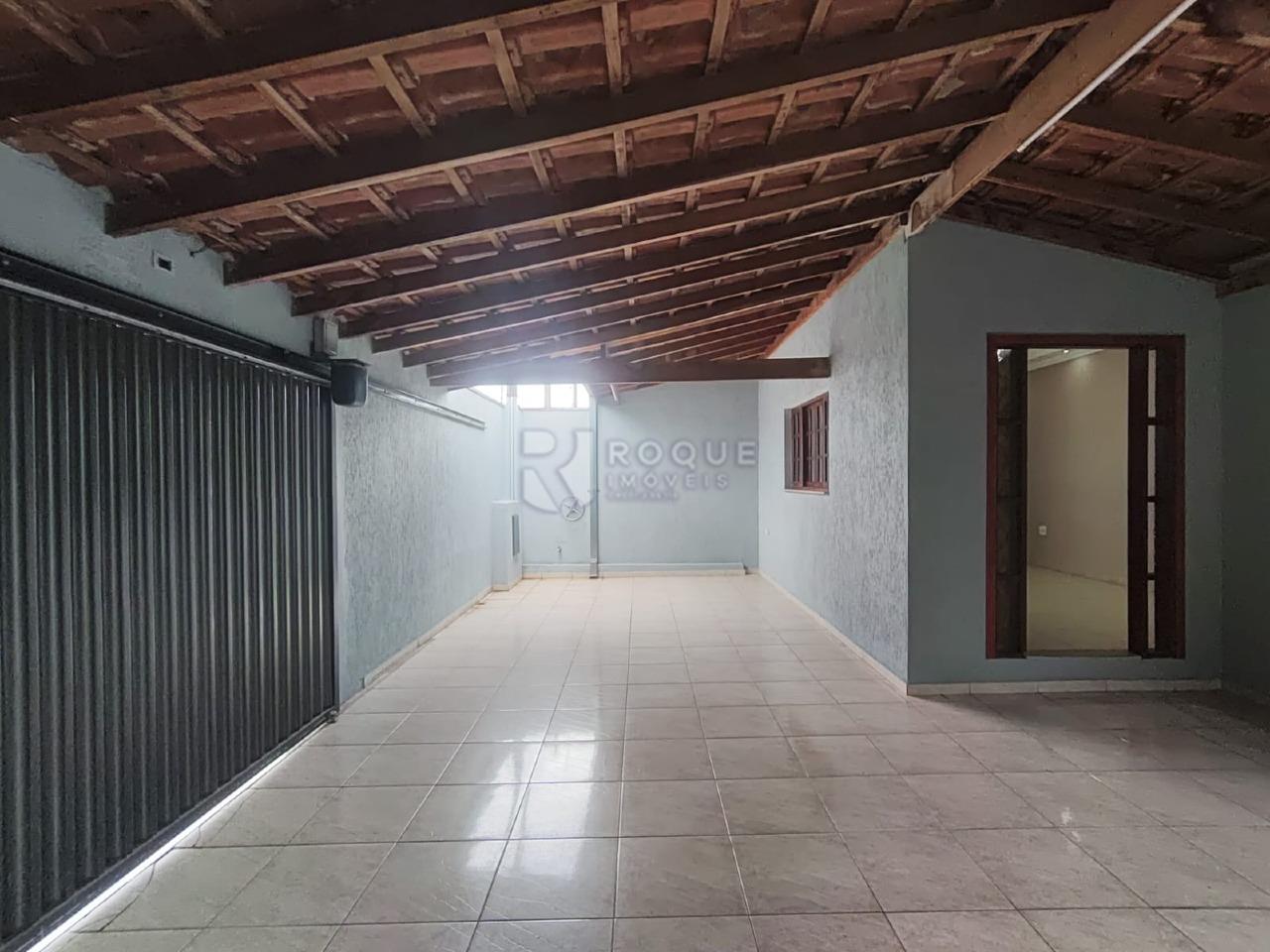 Casa Residencial para aluguel no bairro Residencial Recanto Verde: Garagem