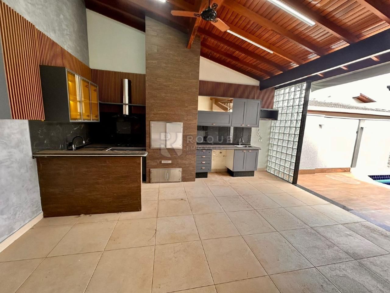 Casa em condomínio à venda no bairro Parque Residencial Roland: AREA GOURMET