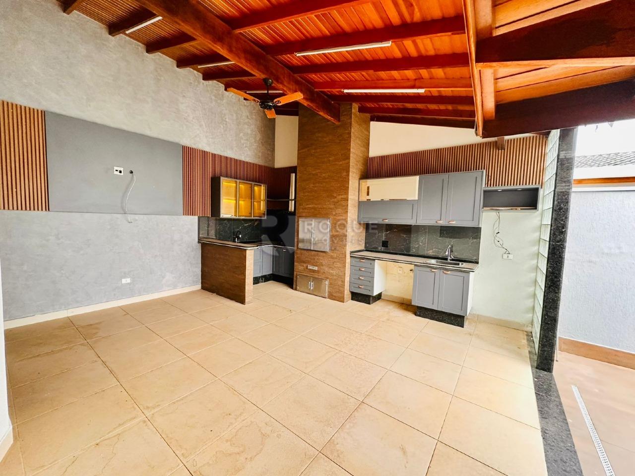 Casa em condomínio à venda no bairro Parque Residencial Roland: AREA GOURMET