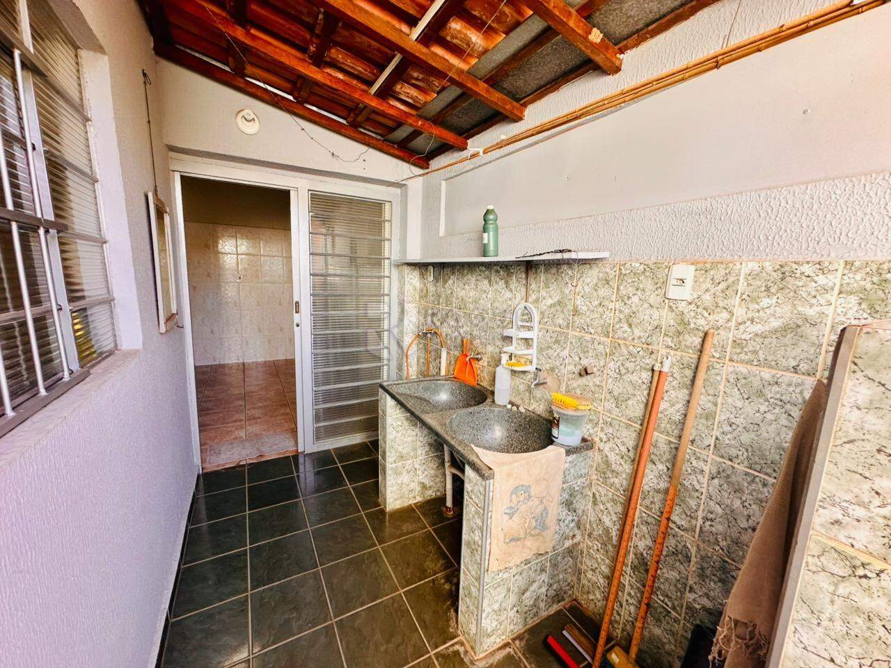 Casa Residencial à venda no bairro Jardim São Paulo: LAVANDERIA 
