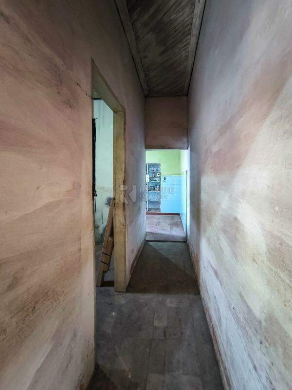 Casa Residencial à venda no bairro Cidade Jardim: CORREDOR INTERNO