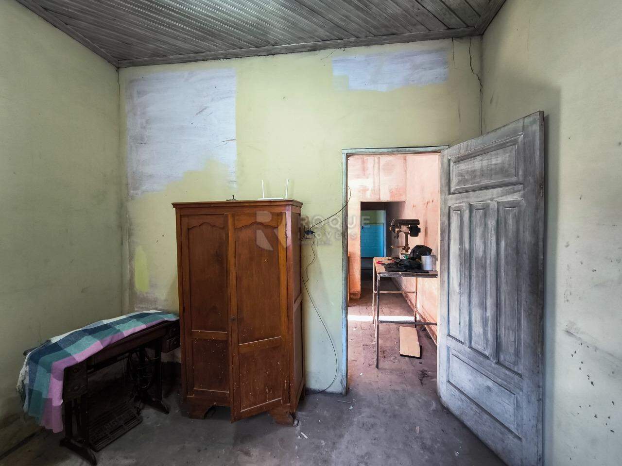Casa Residencial à venda no bairro Cidade Jardim: DORMITÓRIO 2