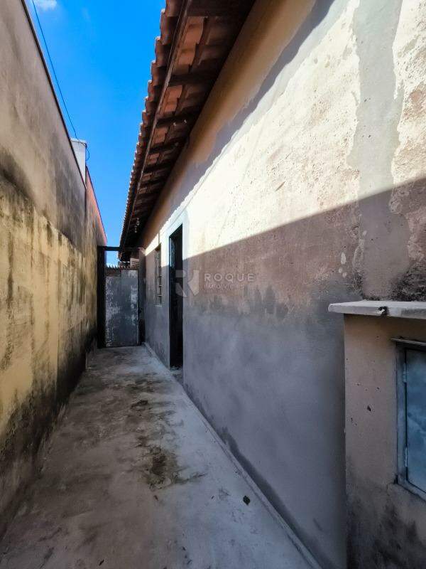 Casa Residencial à venda no bairro Cidade Jardim: LATERAL EXTERNA