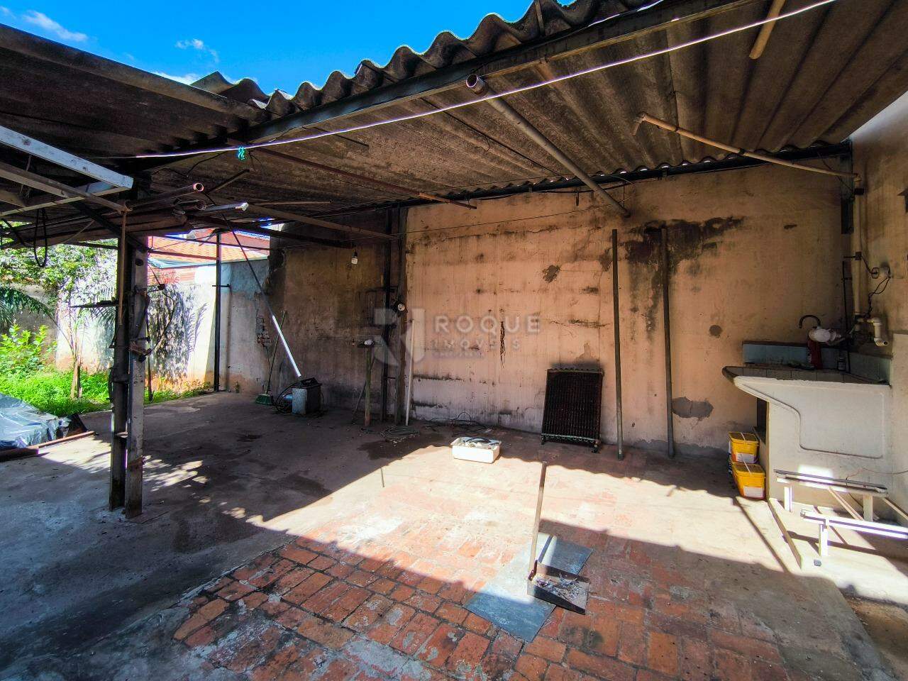 Casa Residencial à venda no bairro Cidade Jardim: ÁREA DE SERVIÇO