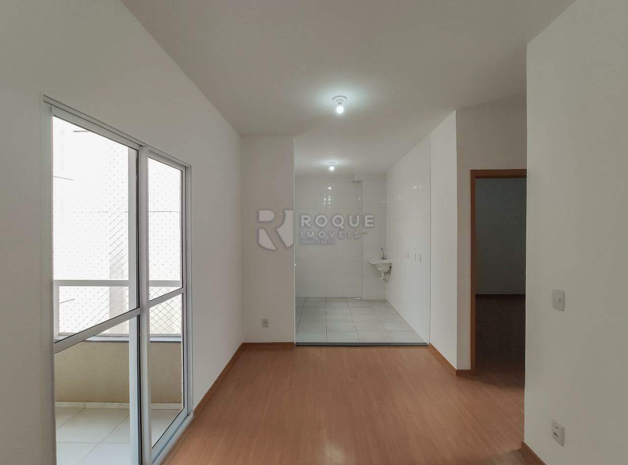 Apartamento à venda no bairro Graminha: Sala 