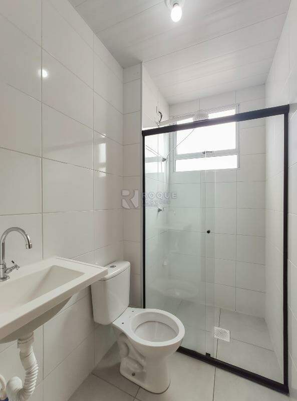 Apartamento à venda no bairro Graminha: WC social 