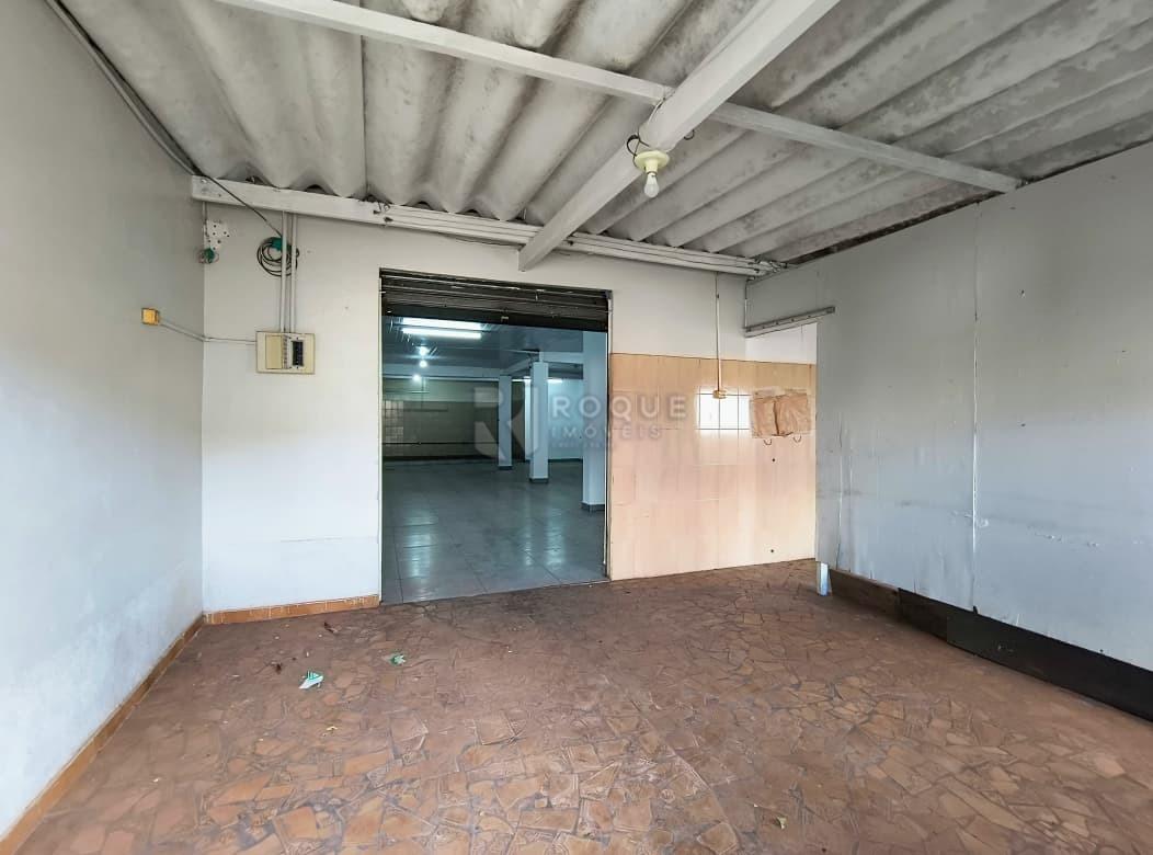 Salão para aluguel no bairro Parque Residencial Abílio Pedro: Frente