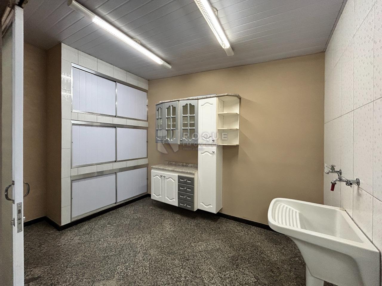 Casa Residencial para aluguel no bairro Jardim Caieira: Área de serviço 2 