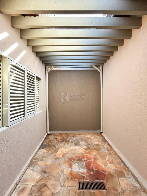 Casa Residencial para aluguel no bairro Jardim Caieira: Jardim de inverno 