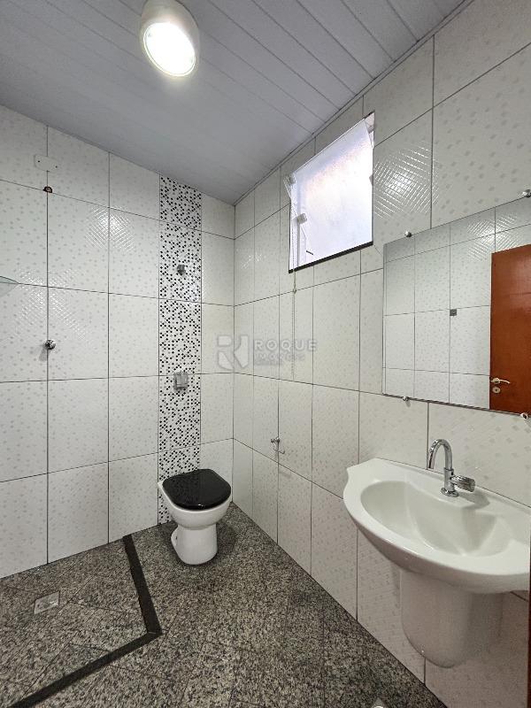 Casa Residencial para aluguel no bairro Jardim Caieira: WC social externo 