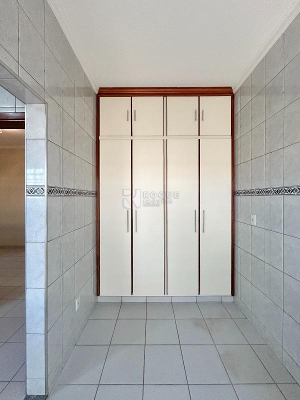 Casa Residencial para aluguel no bairro Jardim Caieira: Área de serviço 