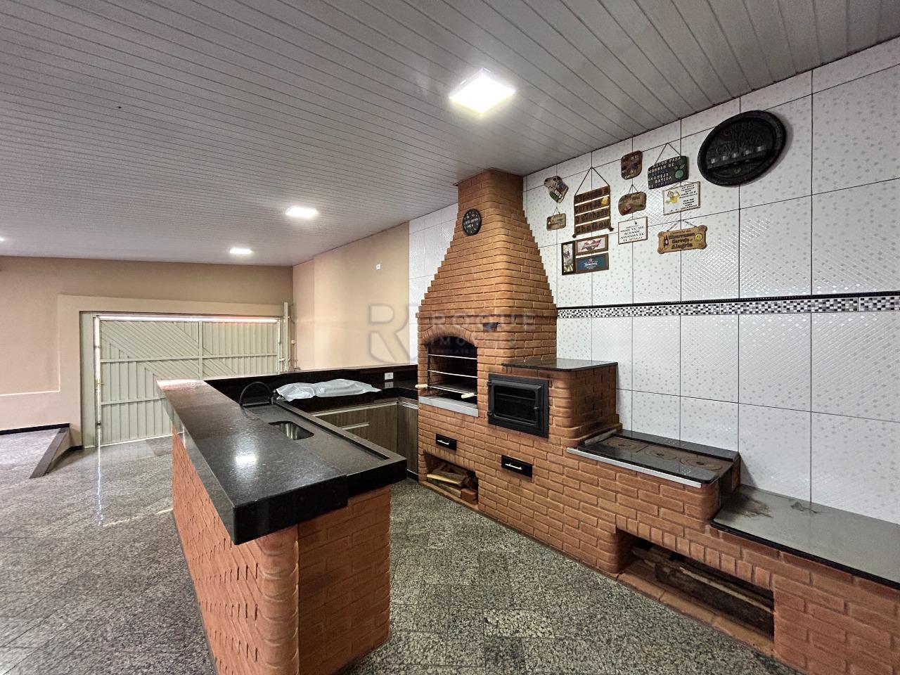 Casa Residencial para aluguel no bairro Jardim Caieira: Churrasqueira 