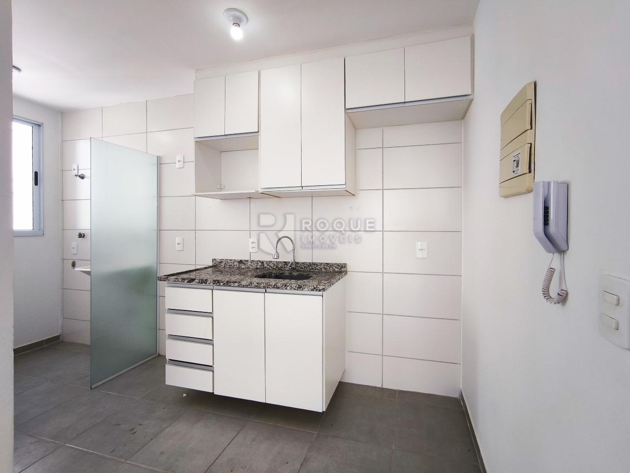 Apartamento à venda no bairro Vale das Esmeraldas: COZINHA