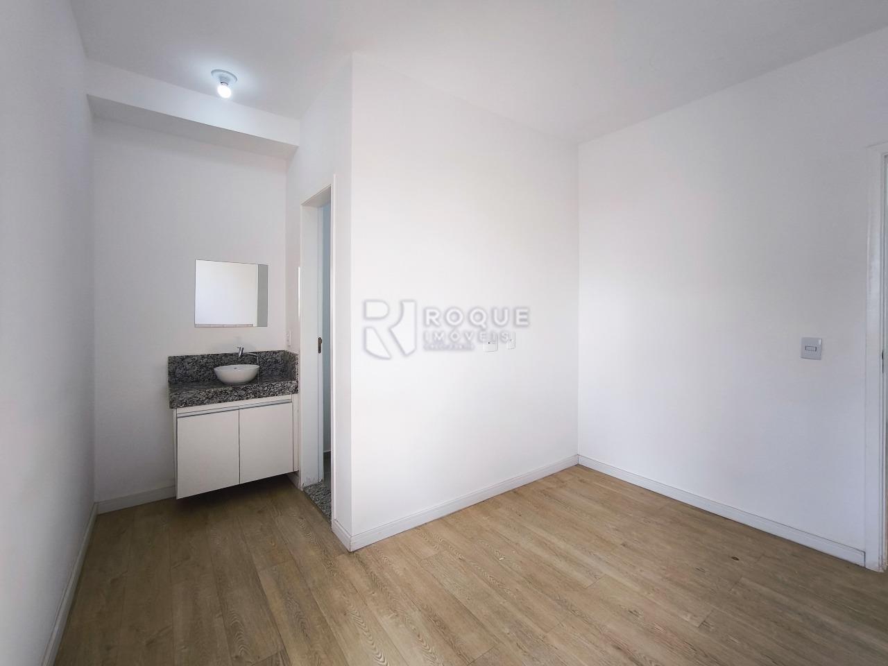 Apartamento à venda no bairro Vale das Esmeraldas: SUÍTE