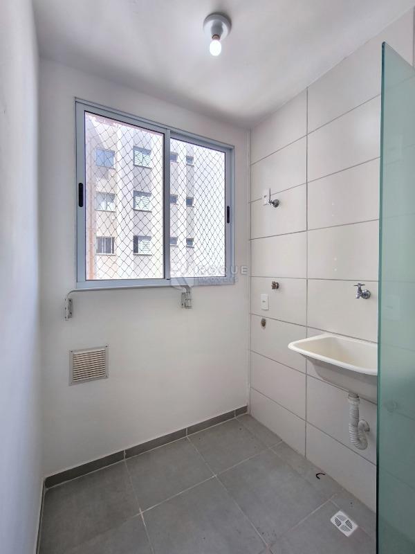 Apartamento à venda no bairro Vale das Esmeraldas: LAVANDERIA
