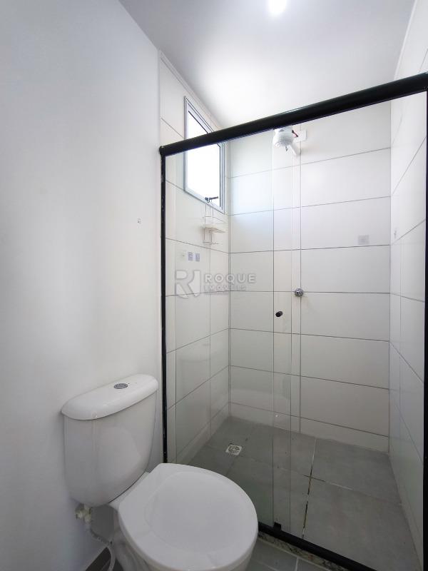 Apartamento à venda no bairro Vale das Esmeraldas: WC SUÍTE