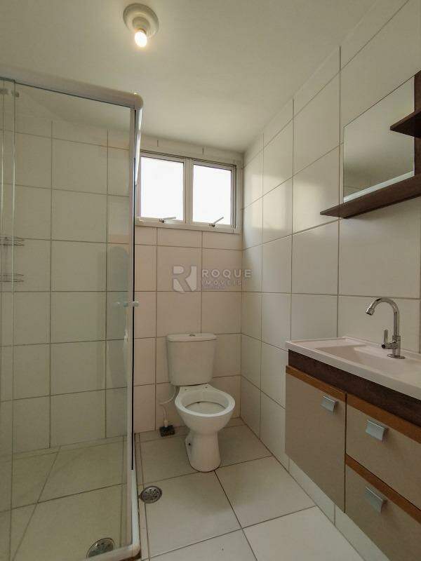 Apartamento à venda no bairro Residencial Rubi: WC social 