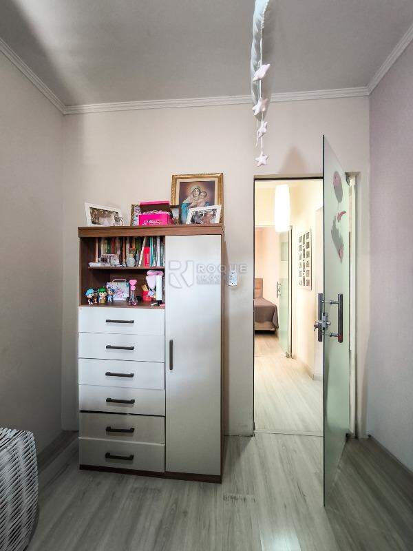 Casa Residencial à venda no bairro Jardim Ipanema: DORMITÓRIO 2