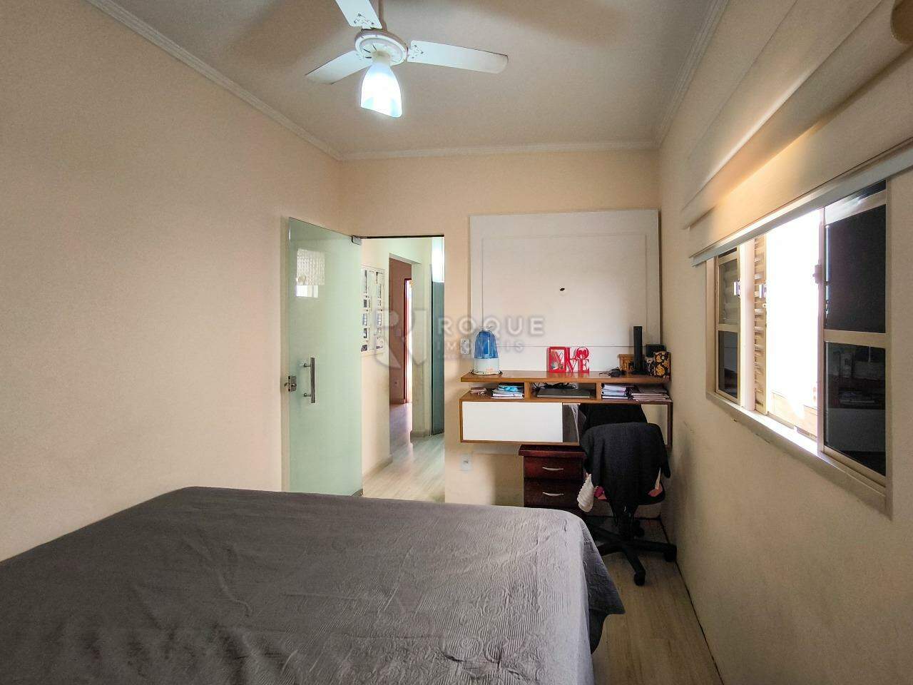 Casa Residencial à venda no bairro Jardim Ipanema: DORMITÓRIO 1
