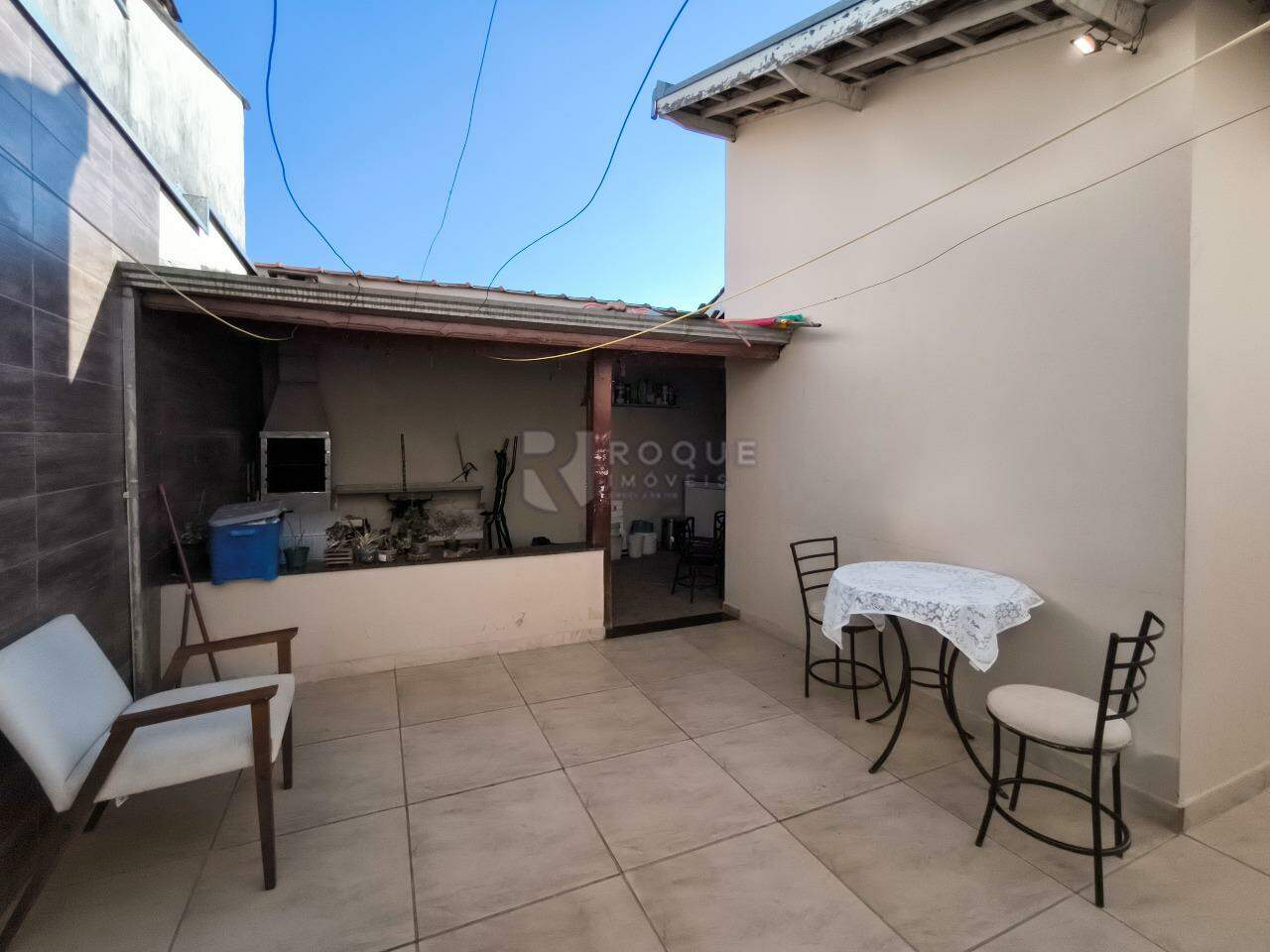 Casa Residencial à venda no bairro Jardim Ipanema: QUINTAL