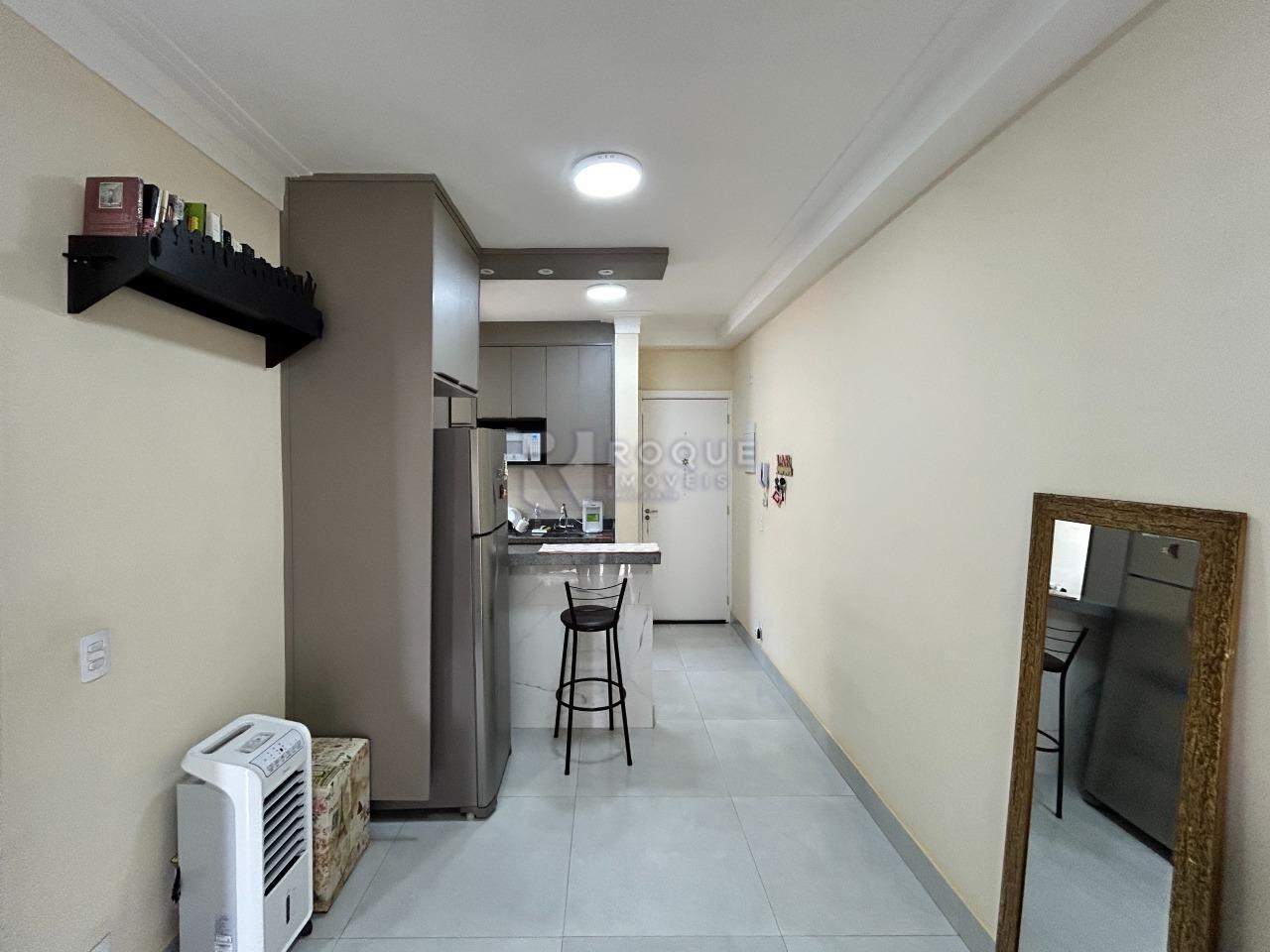 Apartamento para aluguel no bairro Vila Teixeira Marques: Sala 