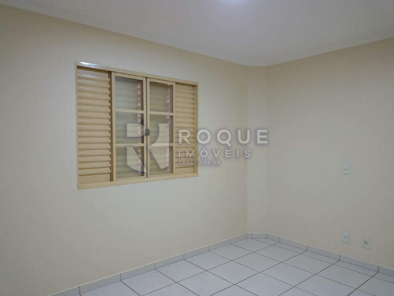 Casa Residencial à venda no bairro Jardim São Roque: Dormitório 2