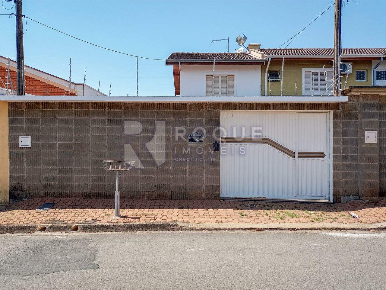 Casa Residencial à venda no bairro Jardim São Roque: Fachada 