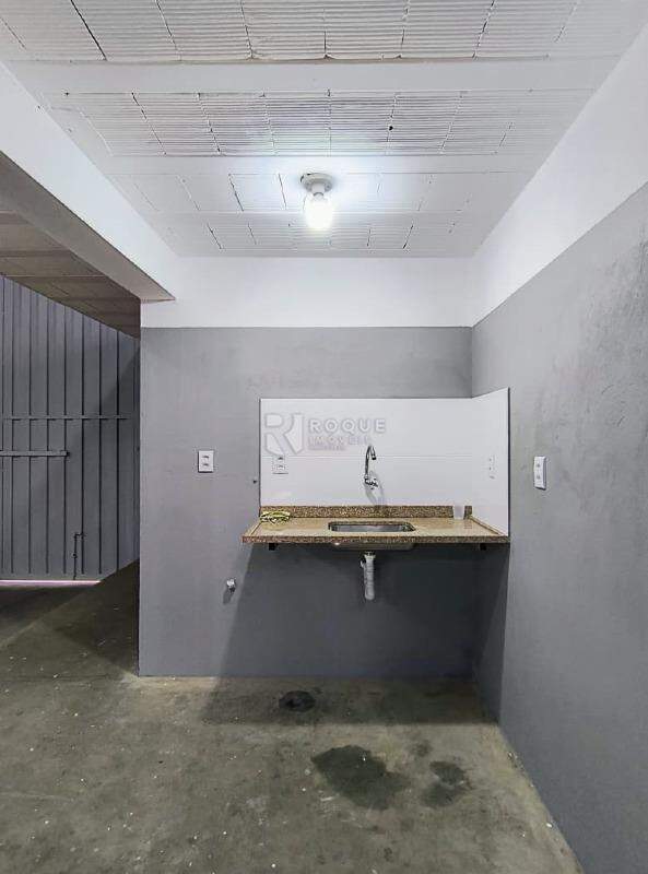 Barracão/Galpão para aluguel no bairro Jardim Anhanguera: Cozinha 