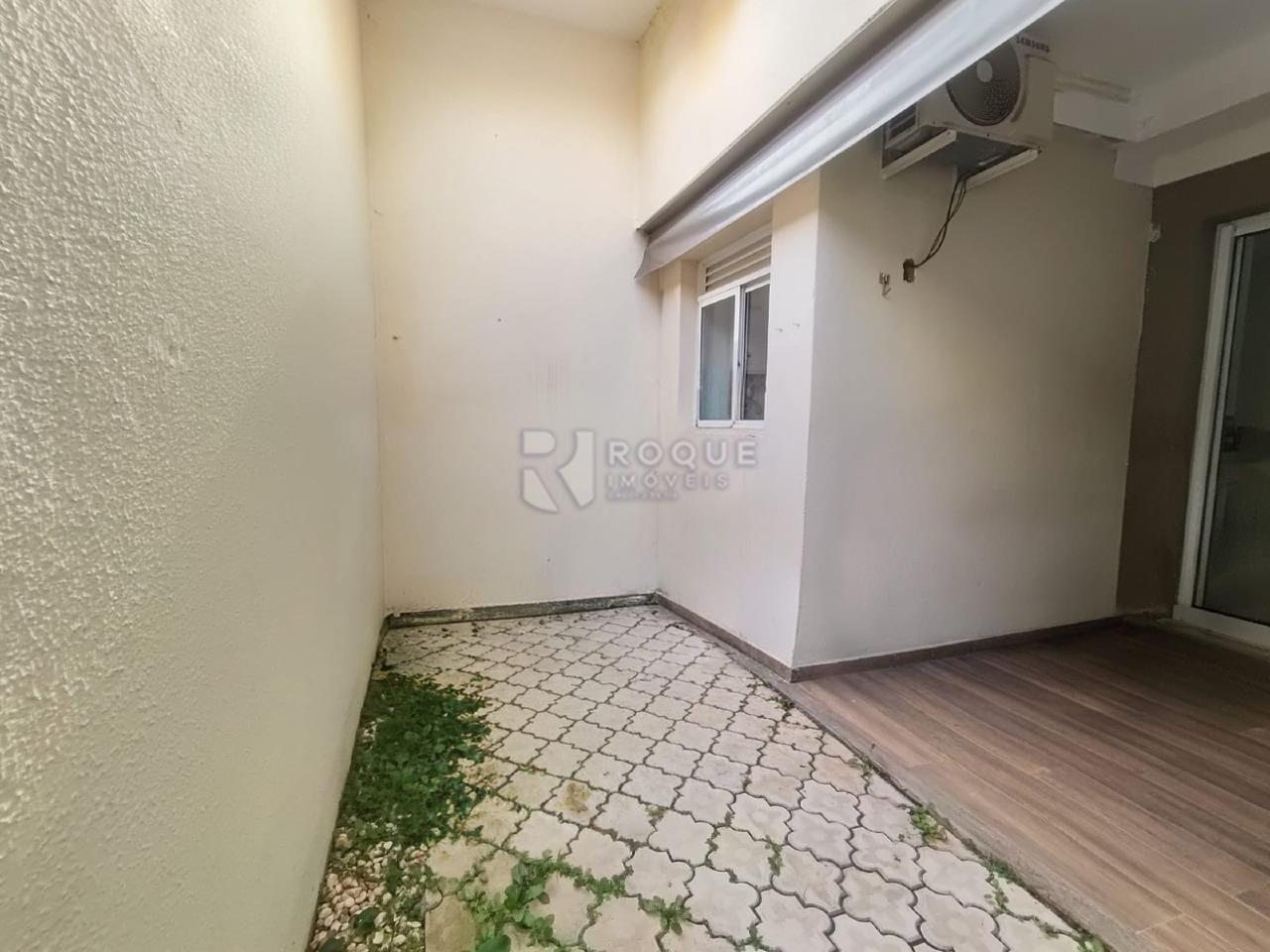 Apartamento para aluguel no bairro Desmembramento Oscar Antonio Breda: Quintal