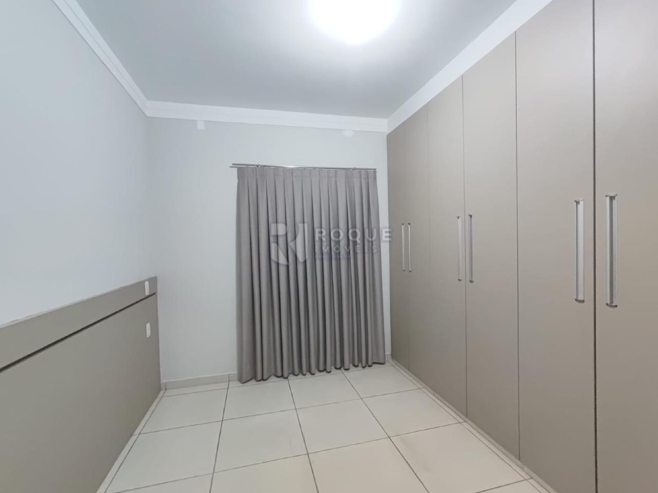 Apartamento para aluguel no bairro Desmembramento Oscar Antonio Breda: Dormitório 2