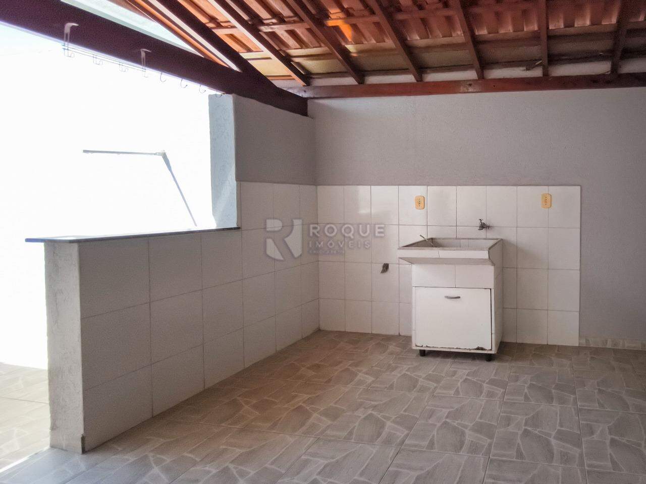 Casa Residencial à venda no bairro Vila Paulista: LAVANDERIA
