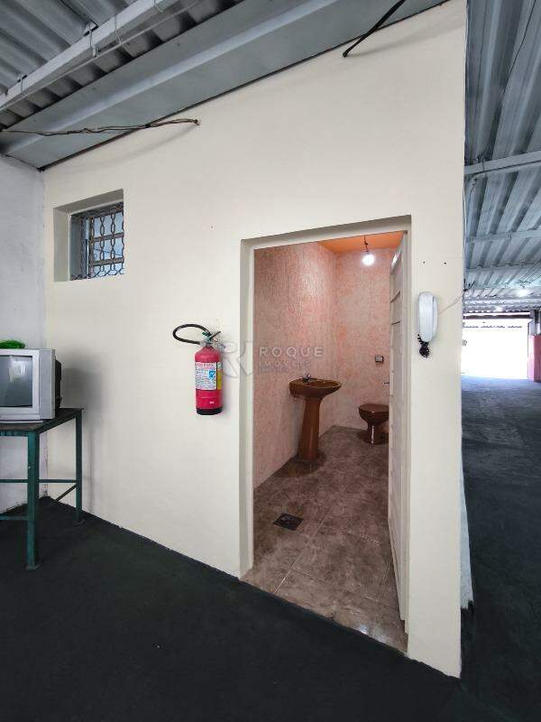 Casa Residencial à venda no bairro Vila Paulista: BANHEIRO SALÃO COMERCIAL