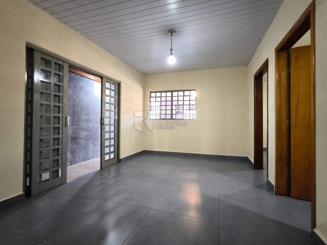 Casa Residencial à venda no bairro Vila Paulista: SALA DE ESTAR
