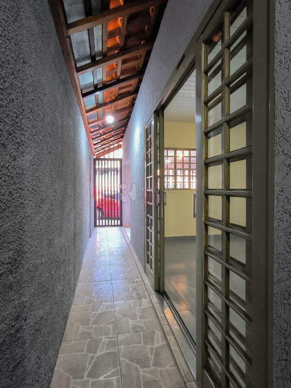 Casa Residencial à venda no bairro Vila Paulista: ENTRADA