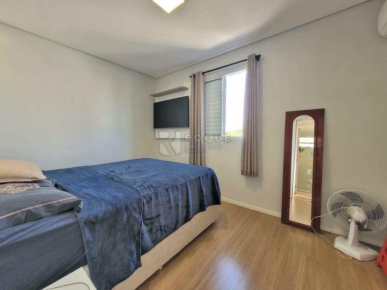 Apartamento à venda no bairro Vila Teixeira Marques: Dormitório 1